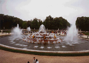 Versailles fountain